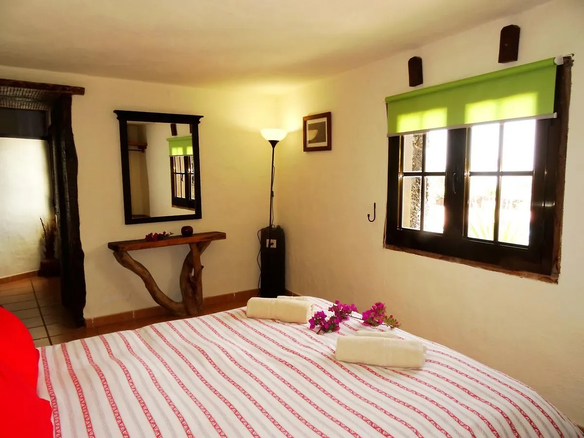 Casa Yuno Villa Tias Holiday home